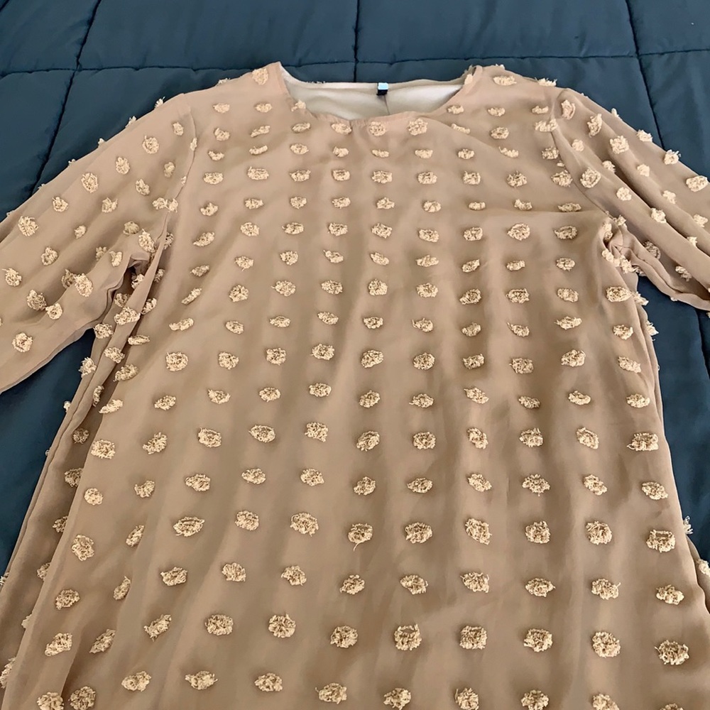 Maxi dress can be synched at waist